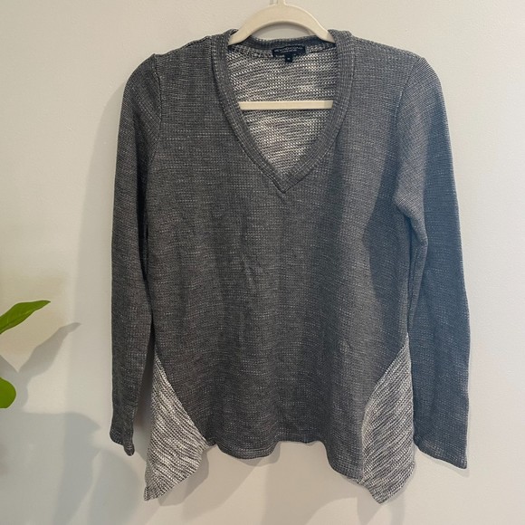 Beyond Yoga Double Faced Hi Low Sweatshirt Grey Size Medium - Picture 3 of 11